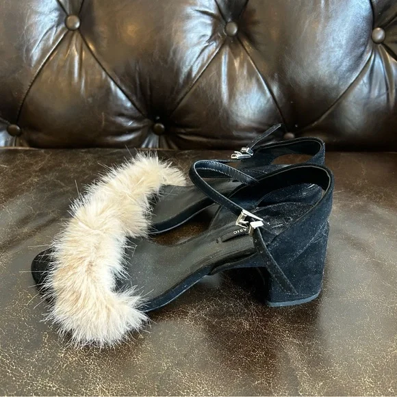 ✨4 for $60✨ Zara Black Heels with Tan Faux Fur Strap Size 36 - Picture 3 of 8